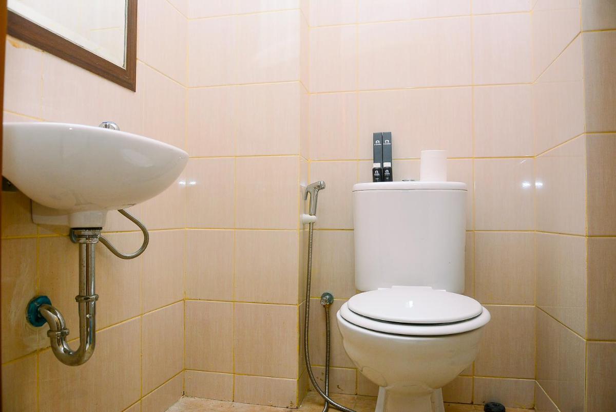 Simply and Cozy Studio at Dave Apartment By Travelio - Housity