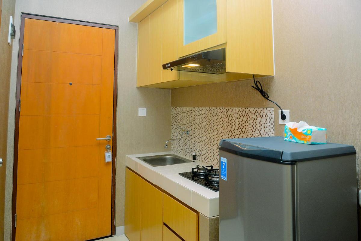 Simply and Cozy Studio at Dave Apartment By Travelio - Housity