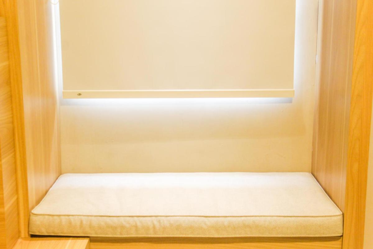 Cozy and Comfortable Studio (No Kitchen) Apartment at Mustika Golf Residence By Travelio - Housity