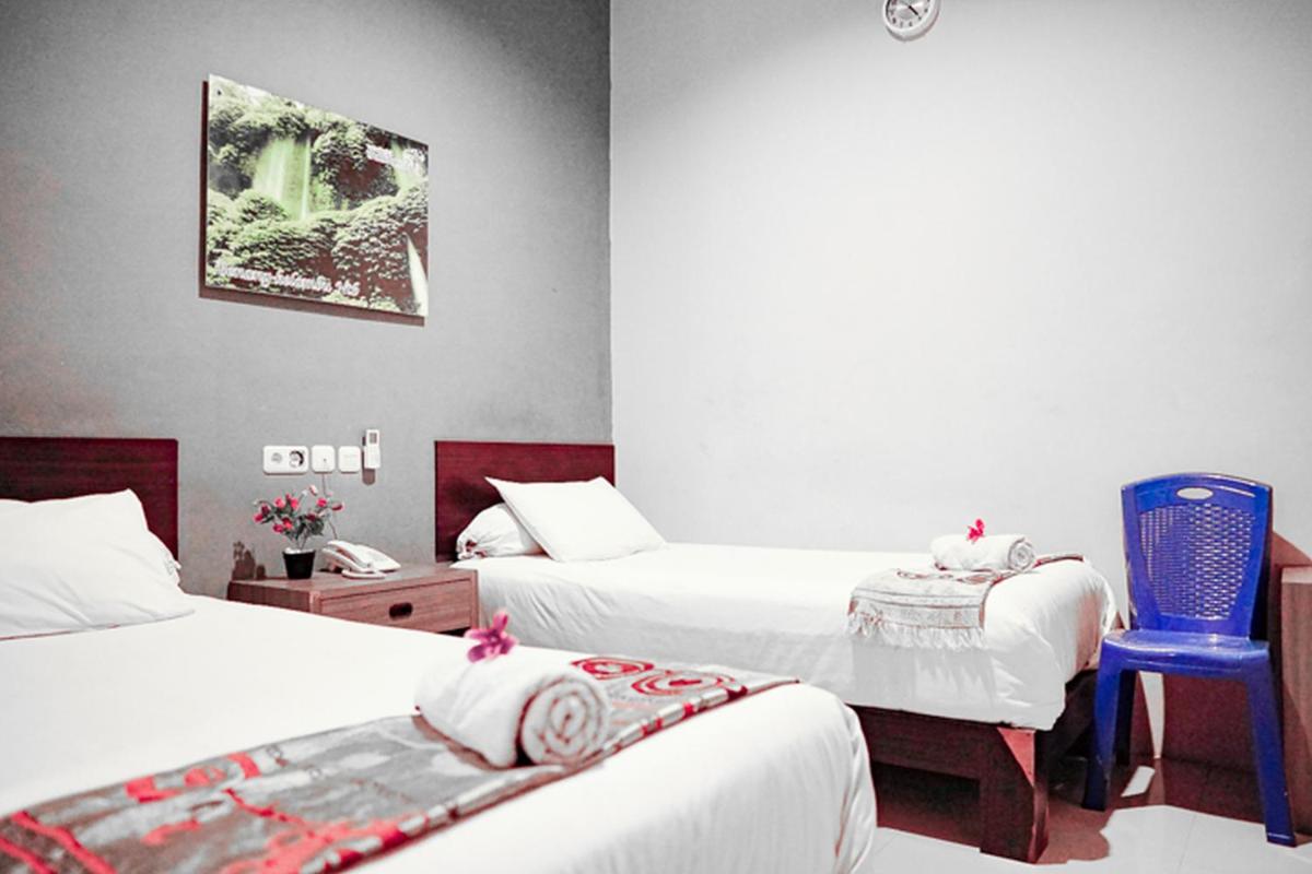 Audah Syariah Residence Mitra RedDoorz - Housity