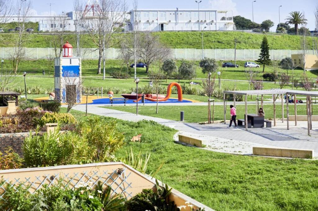 Carcavelos Apartment - Housity