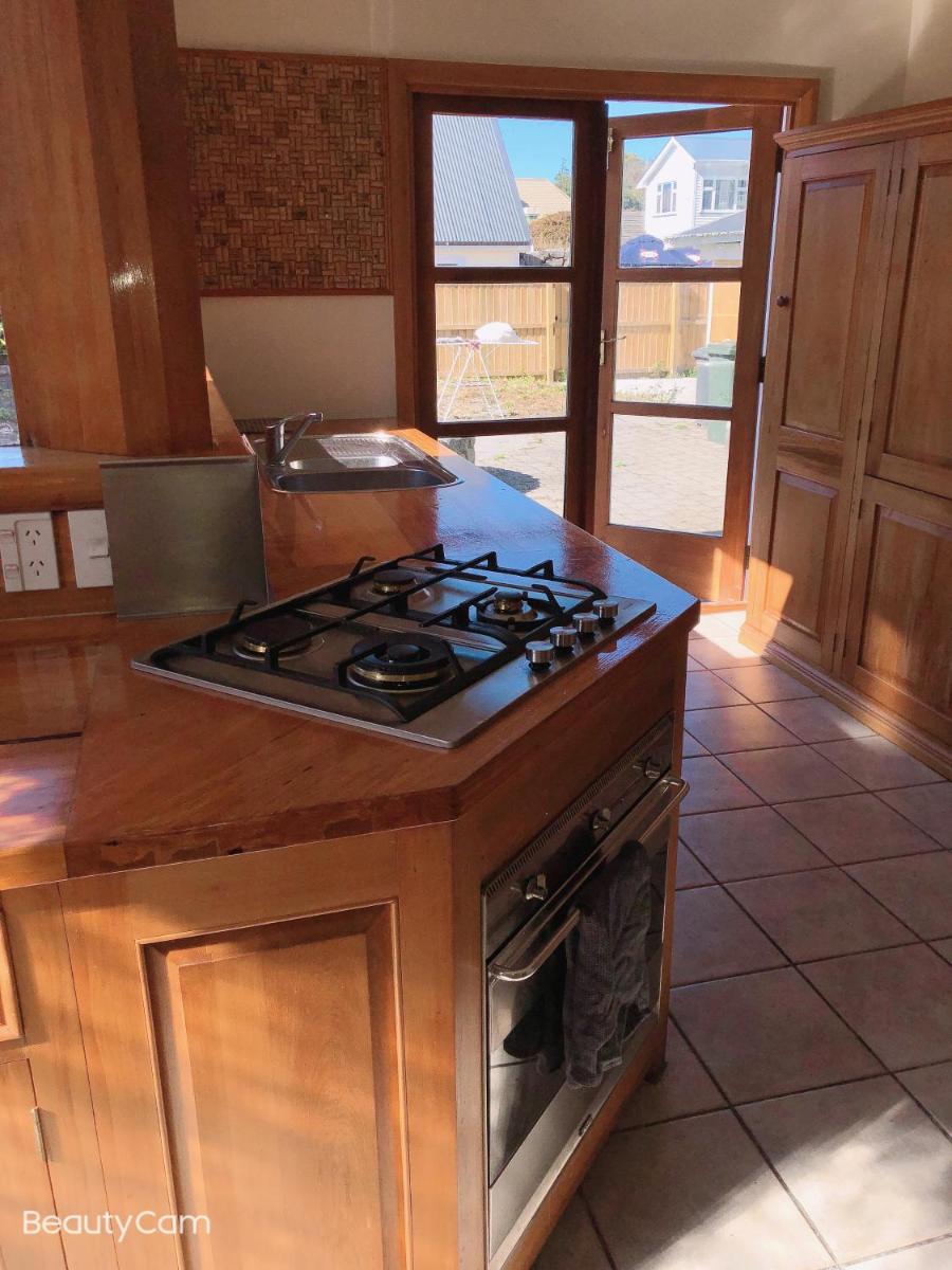 Papanui road holiday home - Hizvo
