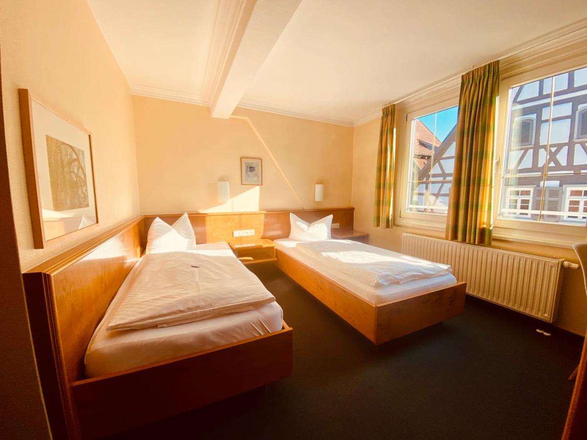 Stadthotel Waldhorn - Housity