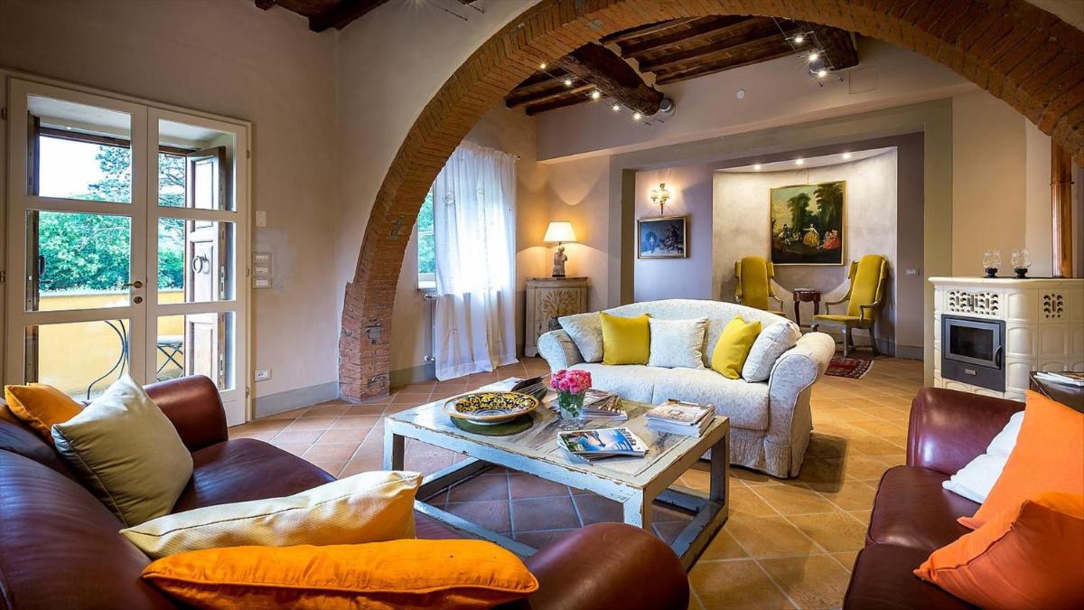 LE QUERCE DEI MEDICI 12&amp;2, Emma Villas - Housity