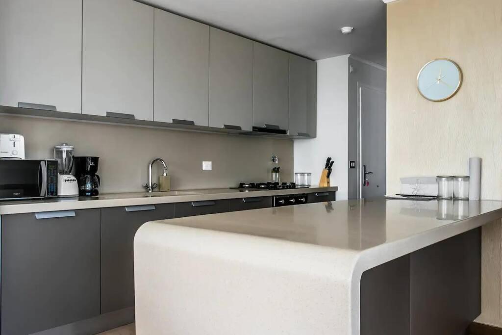 Splendid Apartment Ocean View - Housity