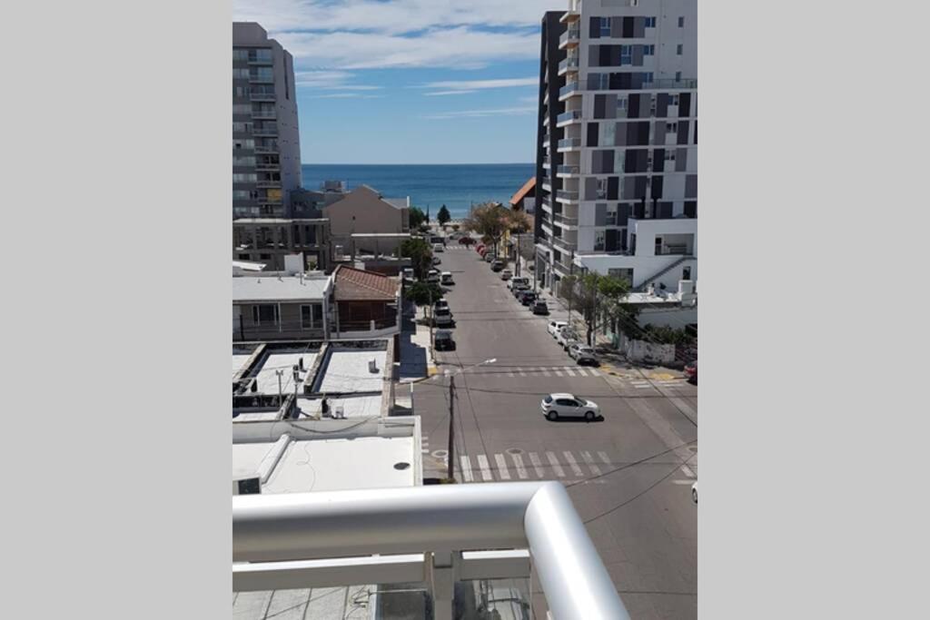 Suitetrails - Departamento Puerto Madryn 5 Piso céntrico a 150 mts del mar con cochera