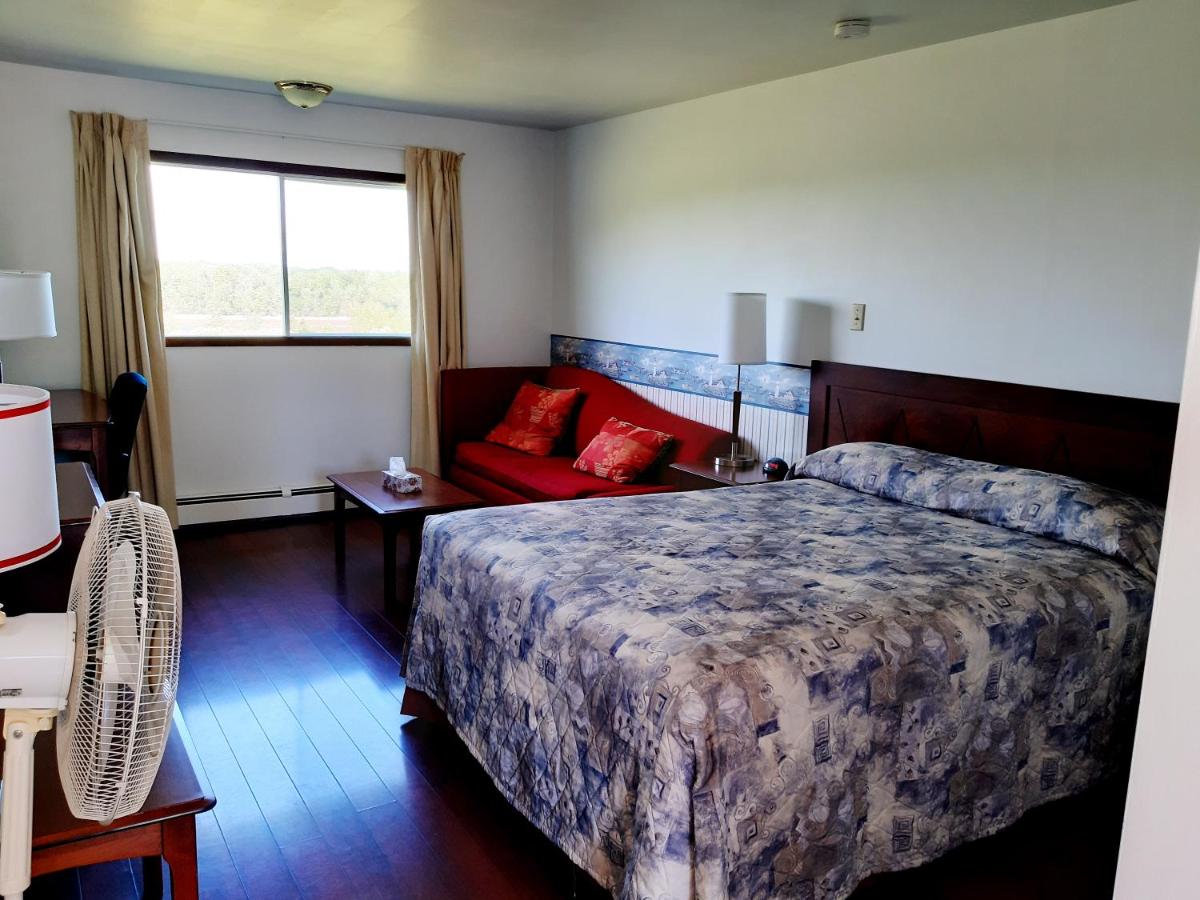 Balmoral Motel - Housity