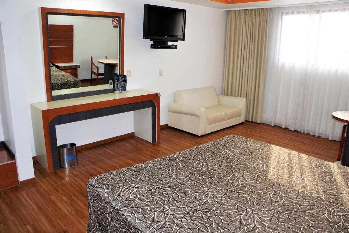 Hotel Duque - Housity