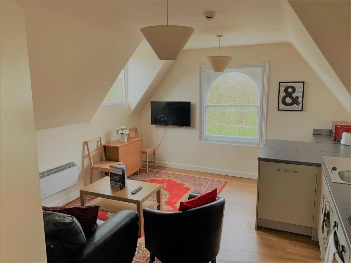 Kingston Villas Serviced Apartments - Hull Serviced Apartments HSA - Housity
