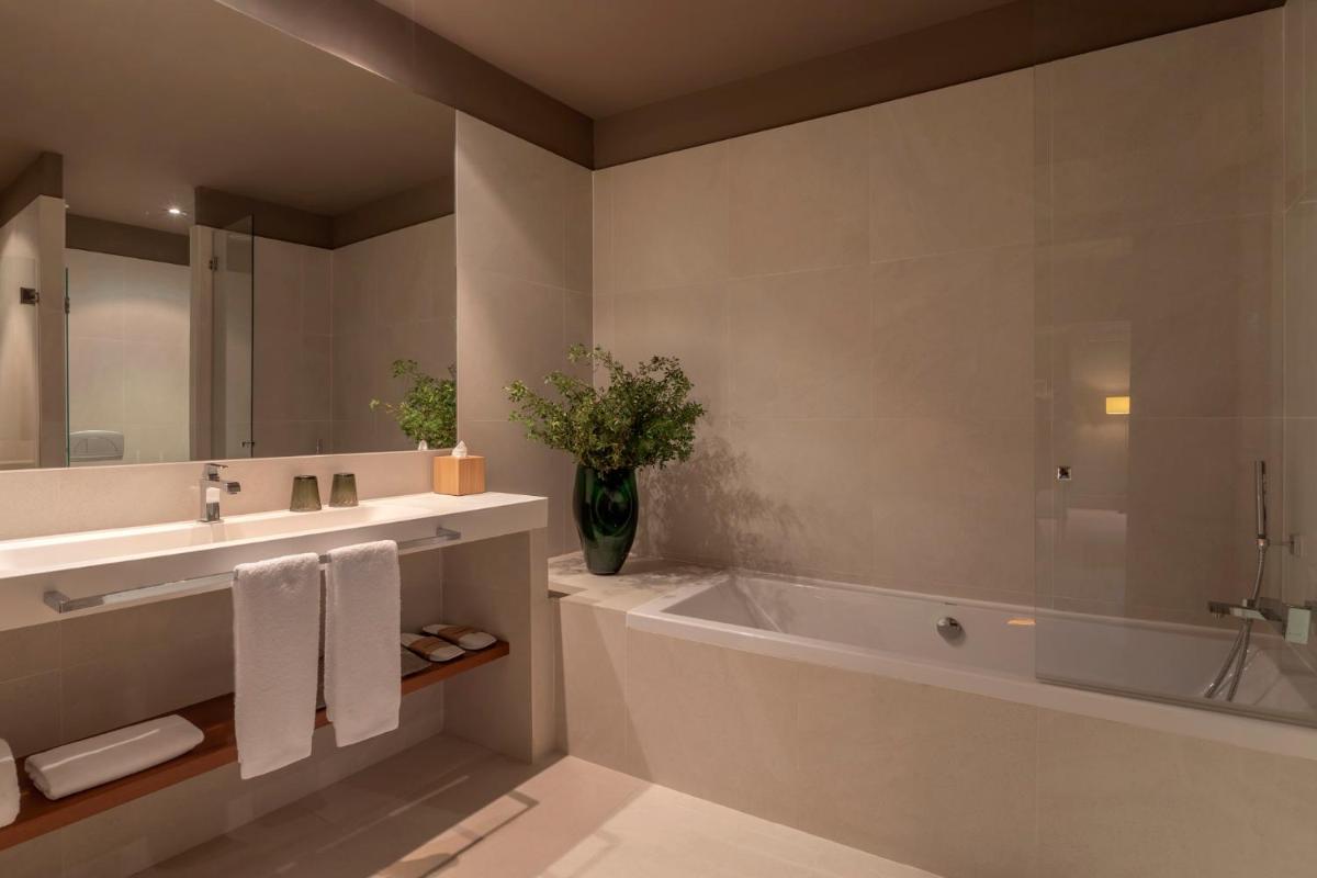 Un baño de Hotel Can Cera