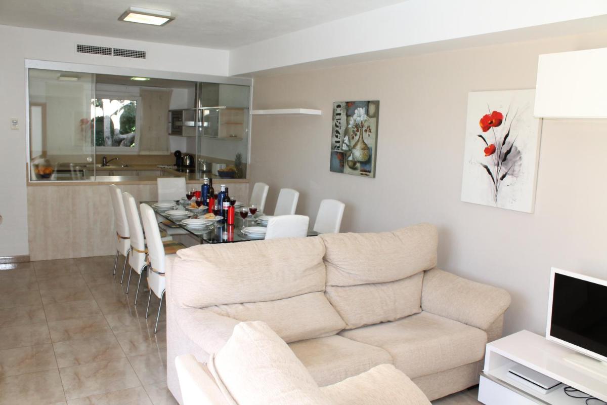 Villa BETTY - Housity
