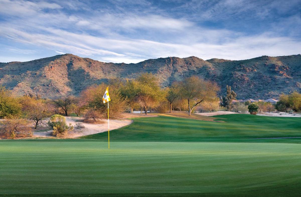 The Legacy Golf Resort - Housity