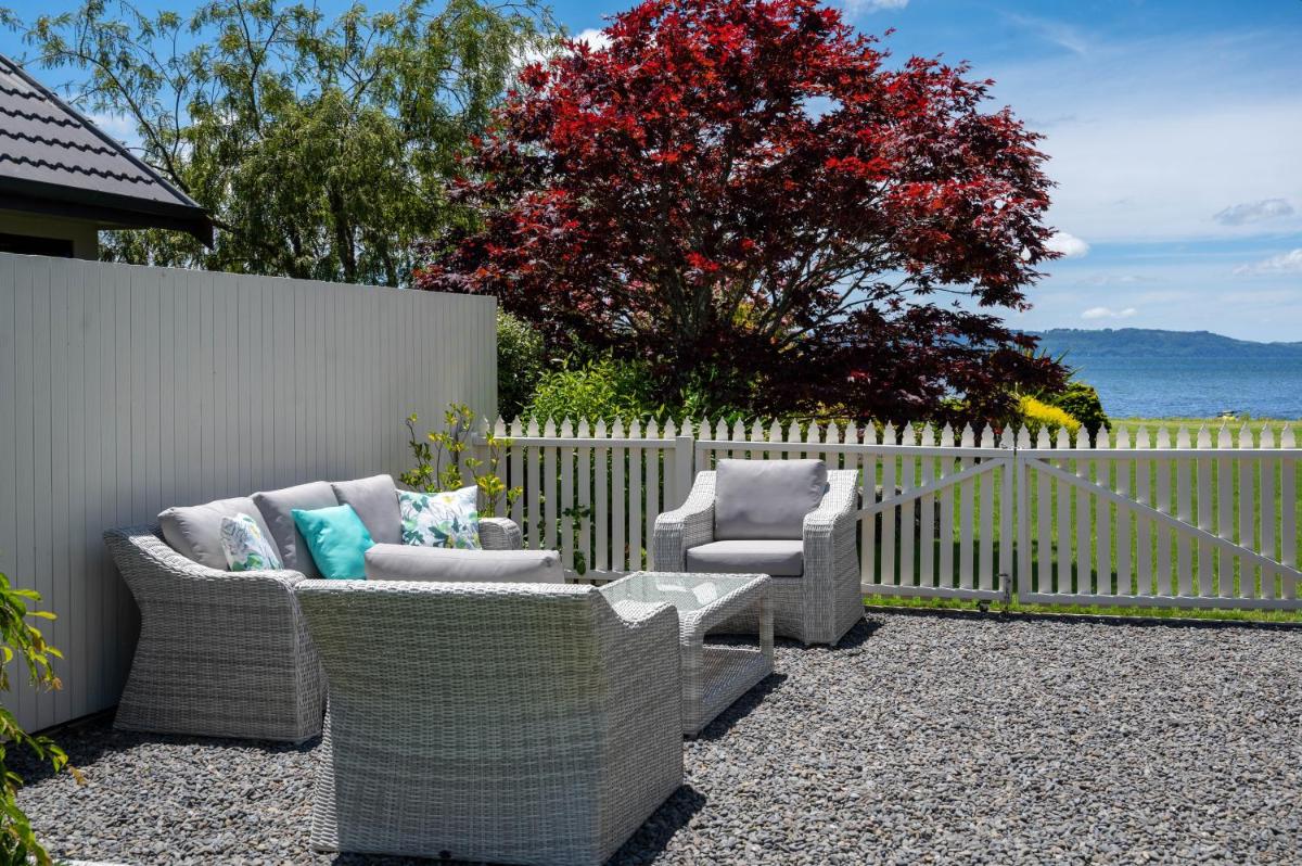 Gemini Shores - Rotorua Holiday Home - Housity