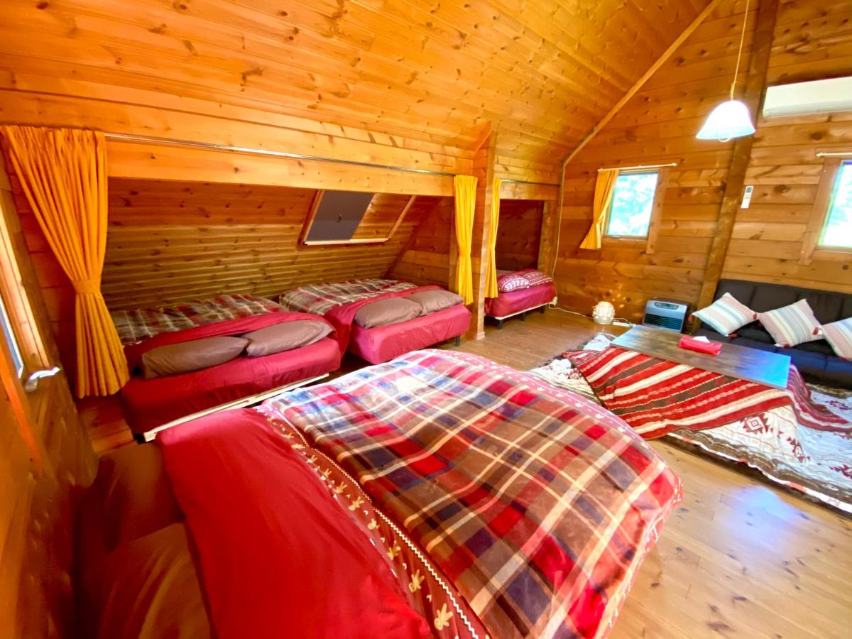 Tomy's Log House - Need CAR - Housity