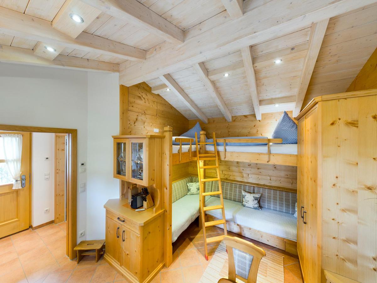 Tiny-Chalet - Housity