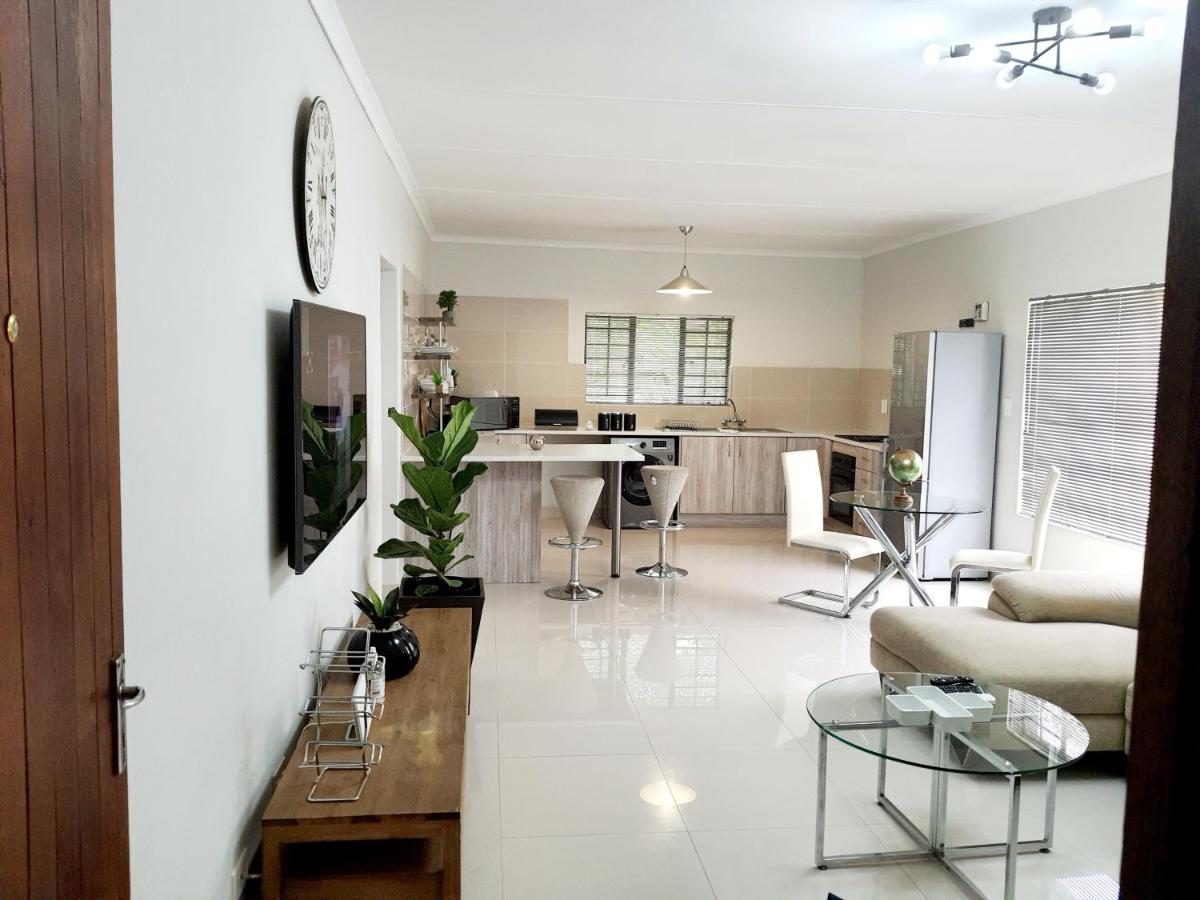 Suitetrails - NST City Apartments @ Casalinga Villa