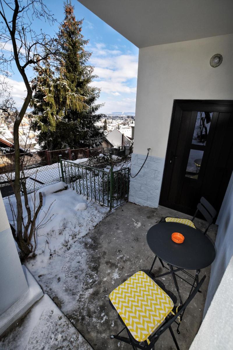 FLORI'S Apartment - Hizvo