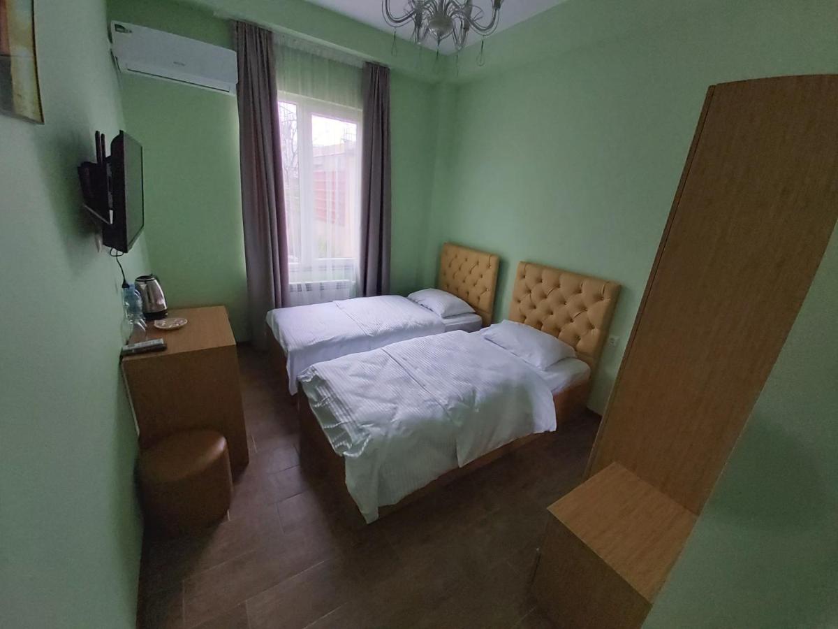 Hotel Maria - Housity