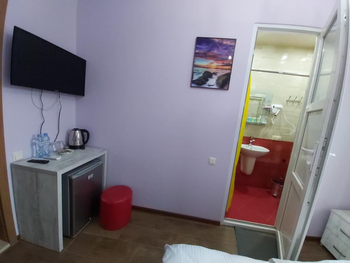 Hotel Maria - Housity