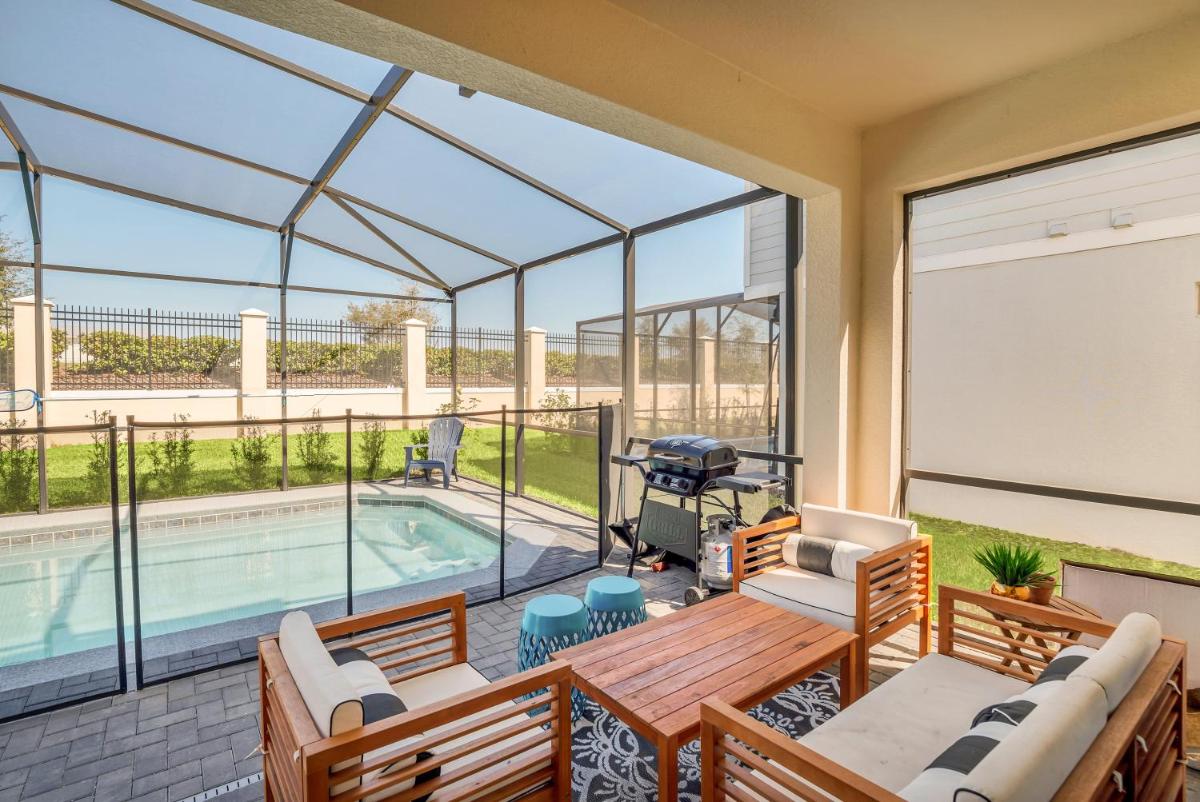 Private Villa wPool, BBQ,FREE Water Park Access - Housity