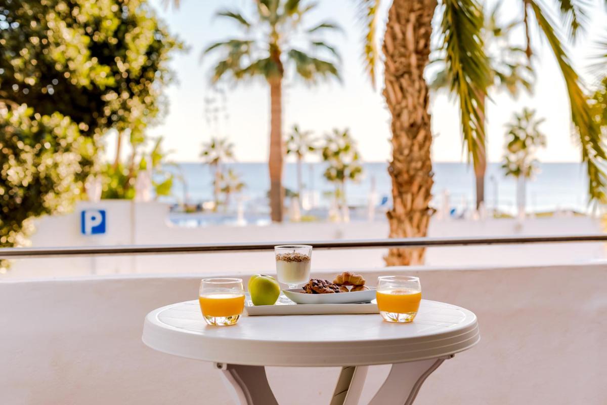 Monica Isabel Beach Club - Housity