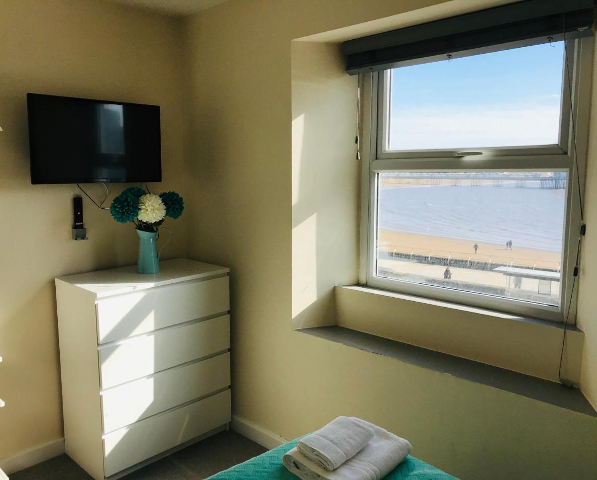 Pavilion Holiday Apartments - Housity
