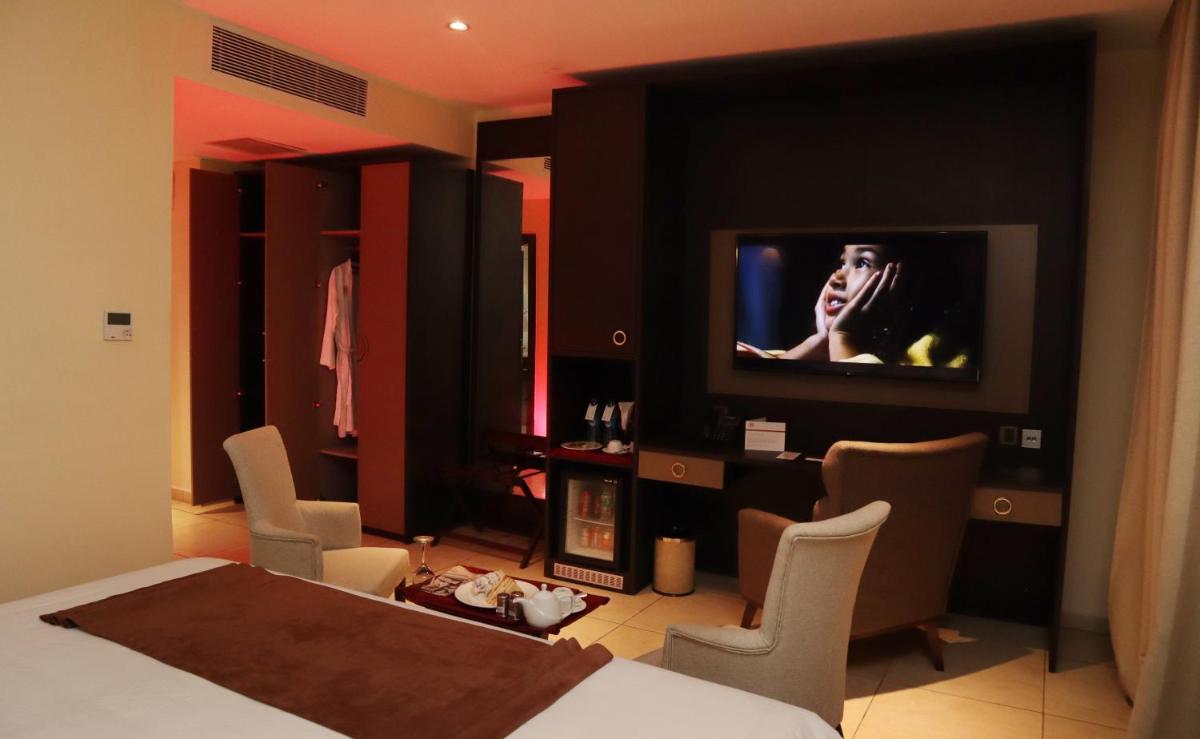 Monty Suites Calabar - Hizvo