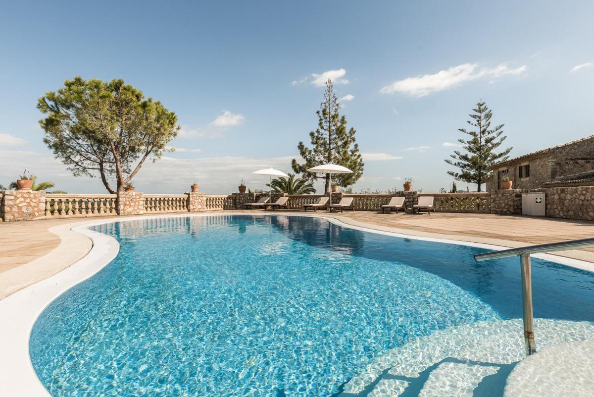Piscina en o cerca de Ca'n Beneït