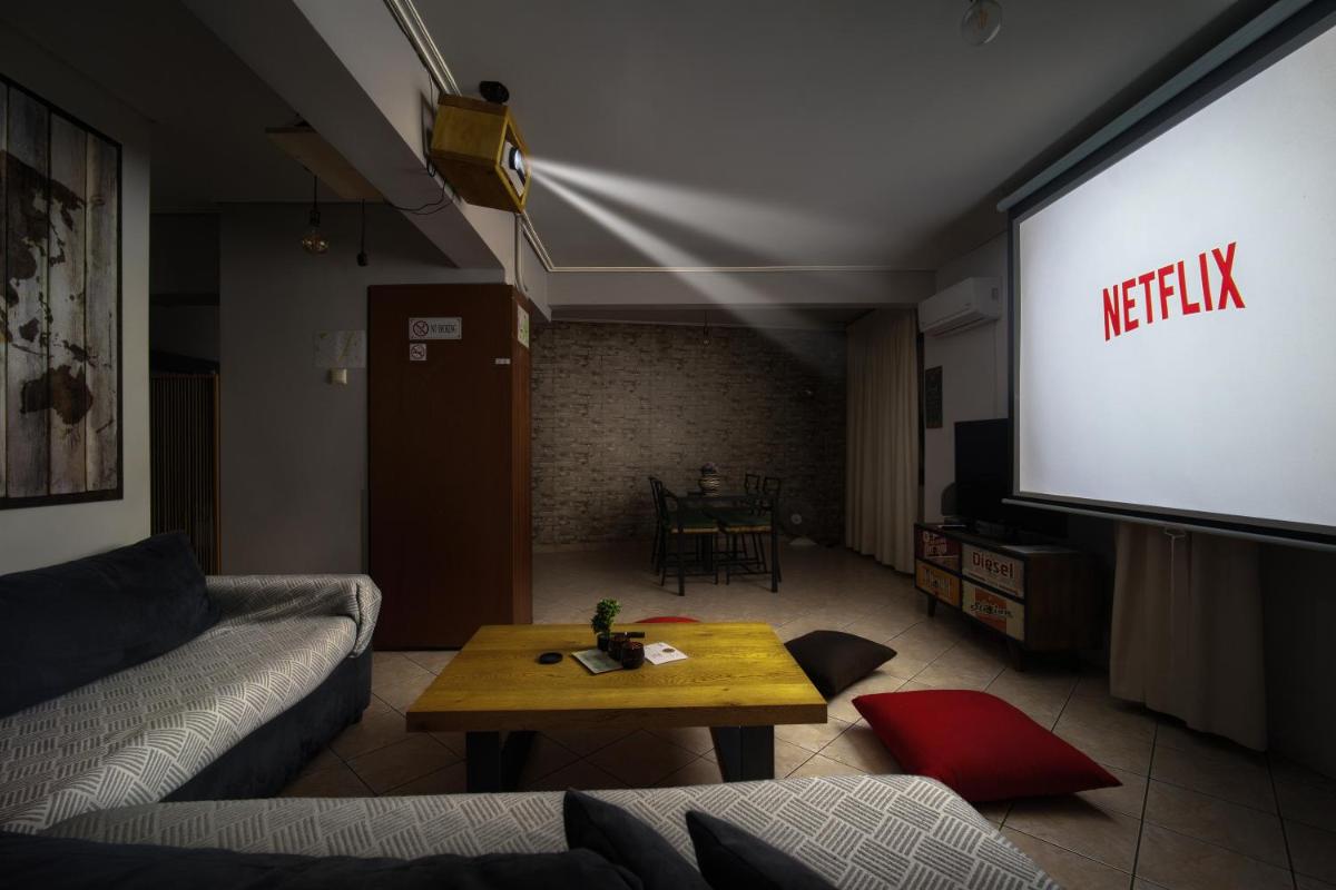 Suitetrails - Athens metro apartment