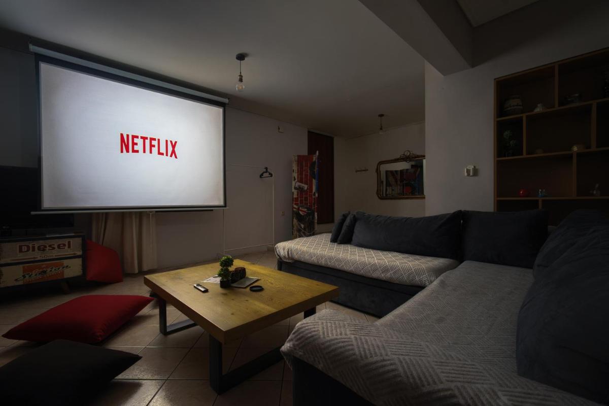 Suitetrails - Athens metro apartment
