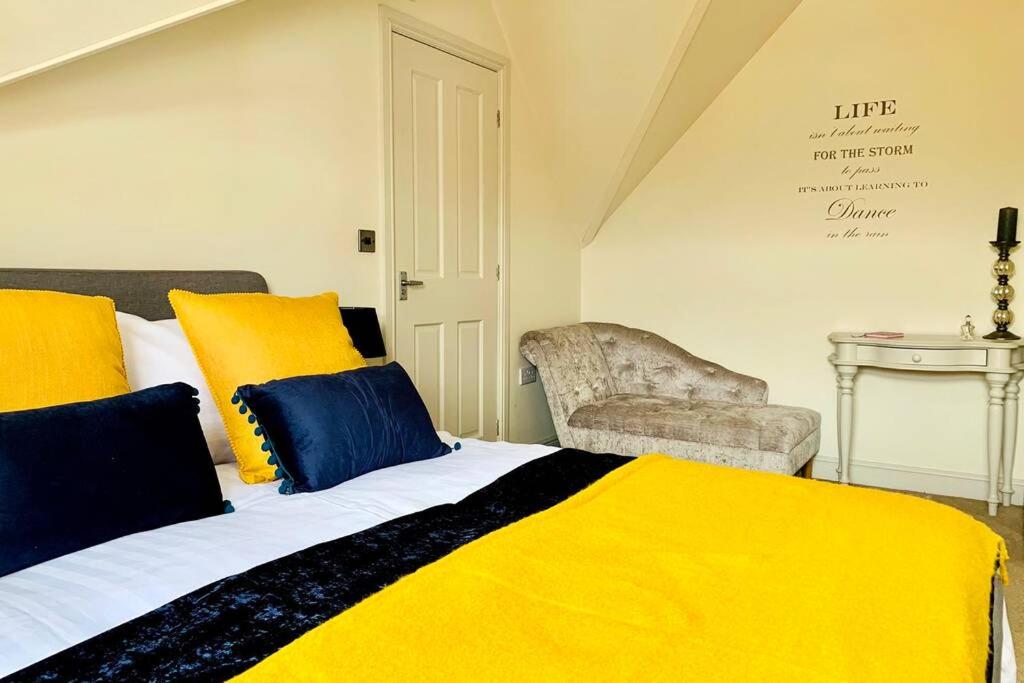 Boutique Townhouse Uphill Lincoln - Housity