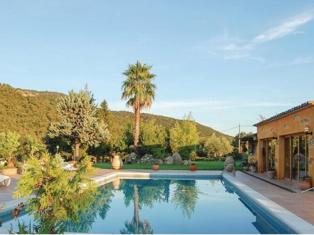 Villa with private pool and garden in Calonge - Housity