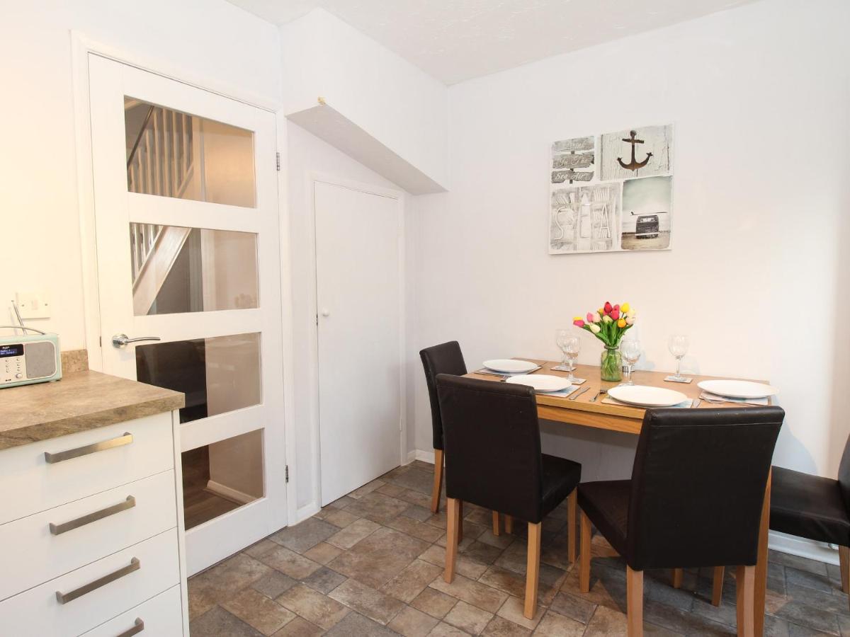 Rockpools - Housity