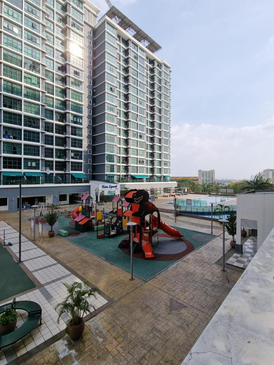 Suitetrails - Vista Royal Homestay