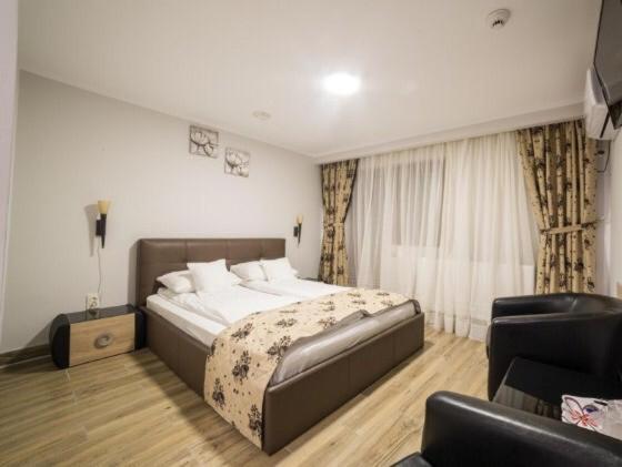 Pensiunea Europa - Housity