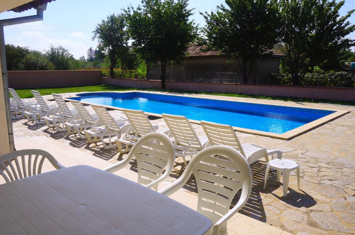 Вили Брендън и Дезмънд - до Балчик - Brendon and Desmond Villas - near Balchik - Housity