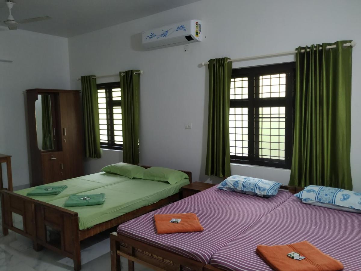Jayuz Homestay & Foodies - Housity
