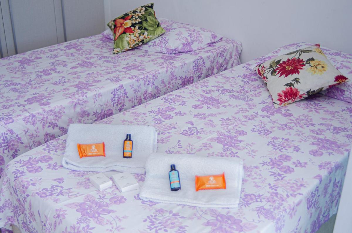 QUARTO EM CONDOMINIO DE LUXO NA BARRA DA TIJUCA - Housity