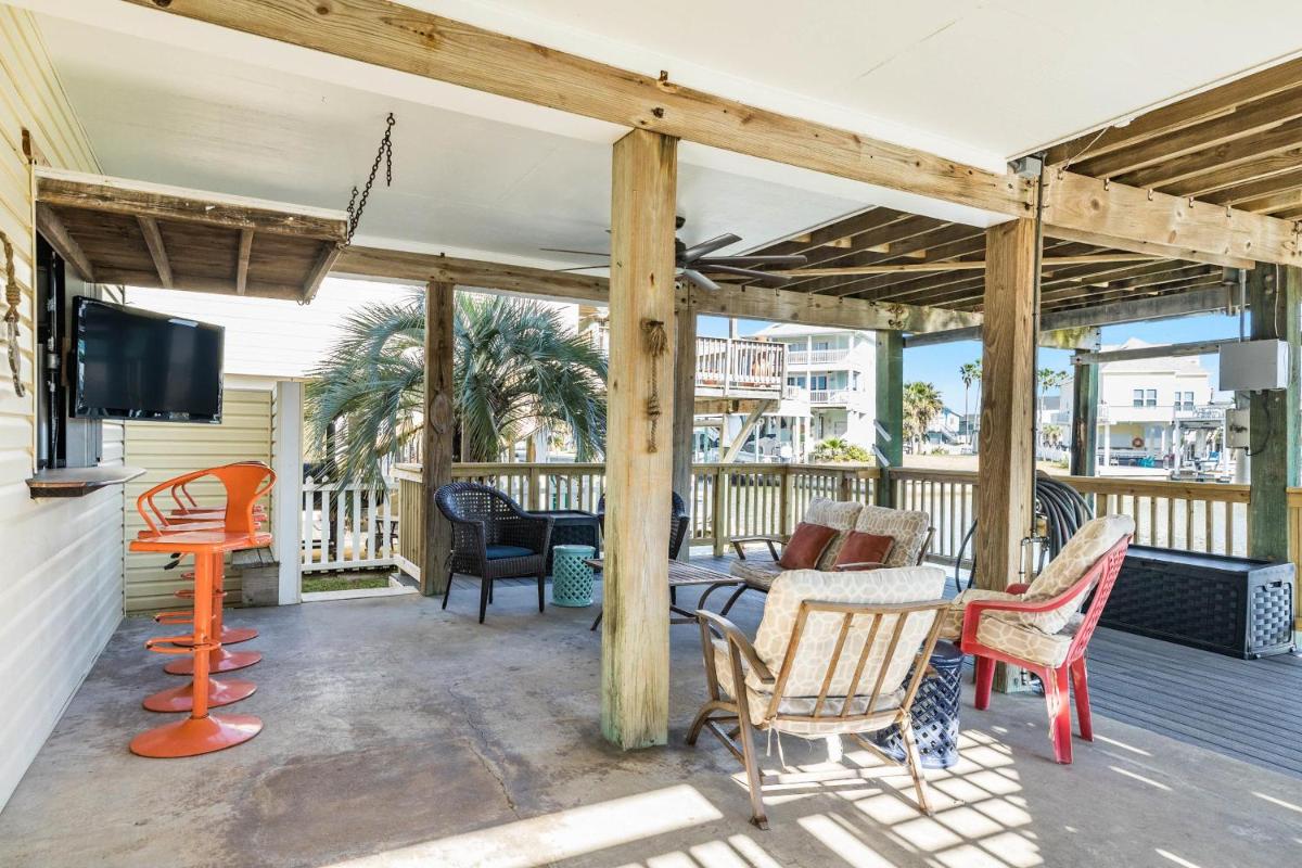 Sea Isle Splendor - Beautiful Wide Bay Water Canal Views - Outdoor Bar - Easy Walk to Beach! - Housity