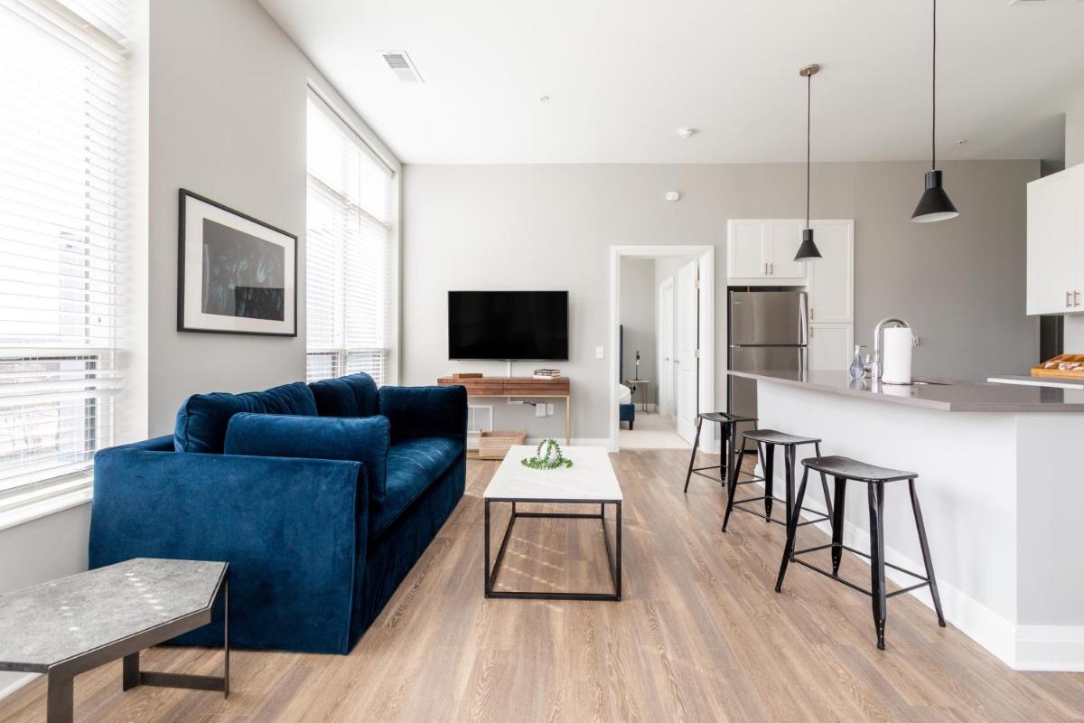 Mint House Columbus - Capitol Square - Housity