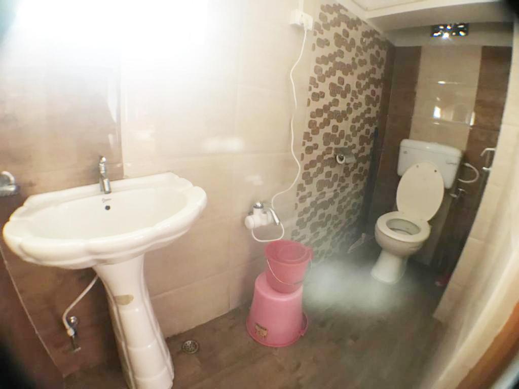 Suitetrails - Khangsangma Guest House
