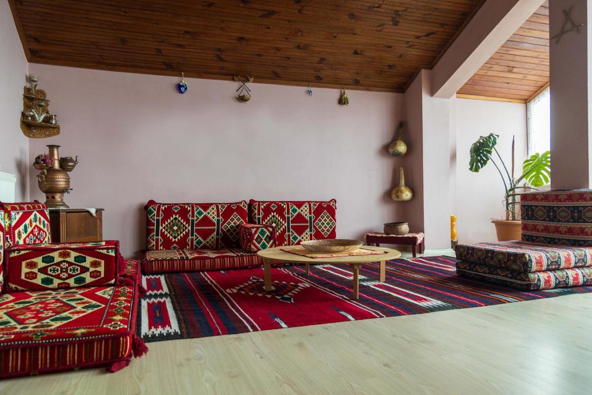 Spacious Duplex Apartment near Sapanca Lake with Calming View - Housity