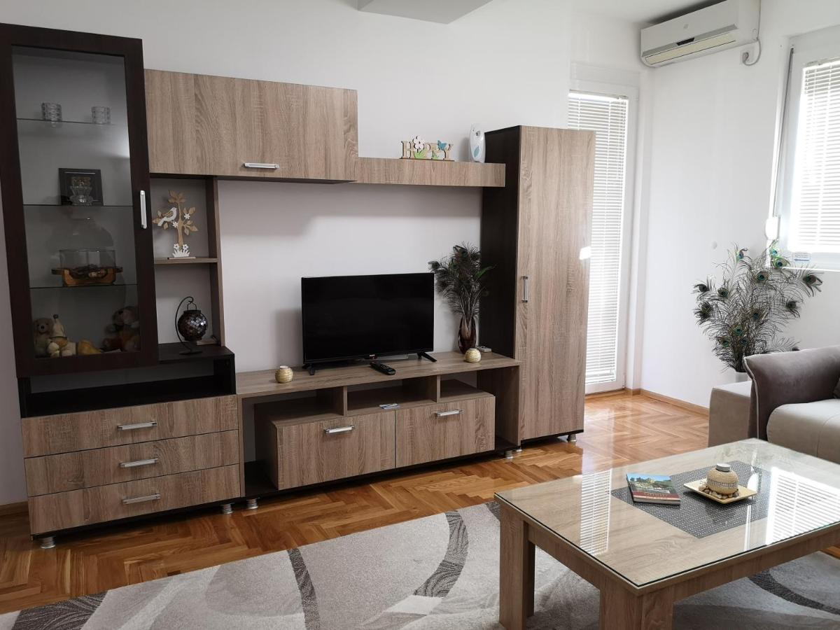 Enjoy Apartments Karamach - Housity