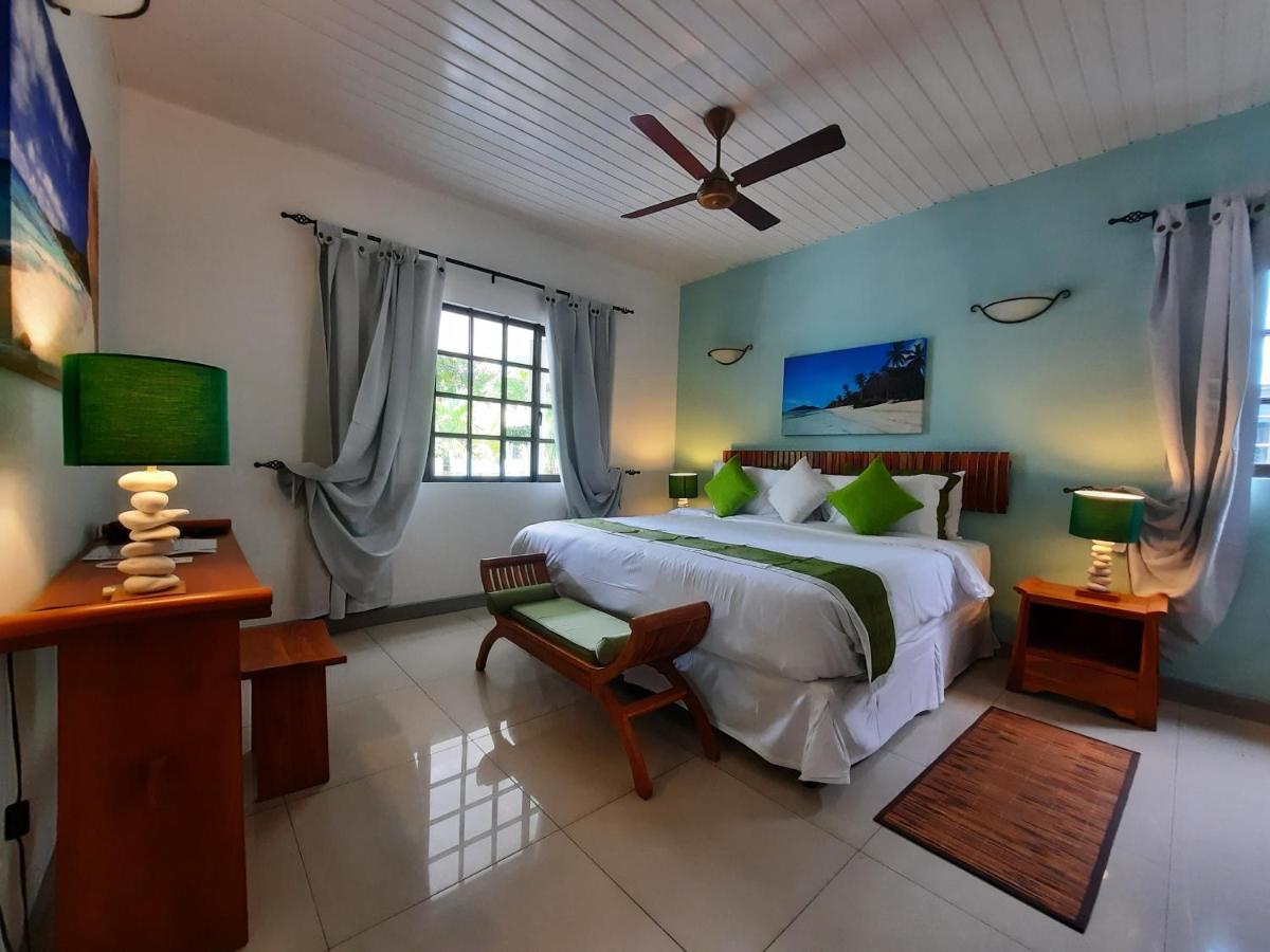 Cabanes Des Anges - Housity