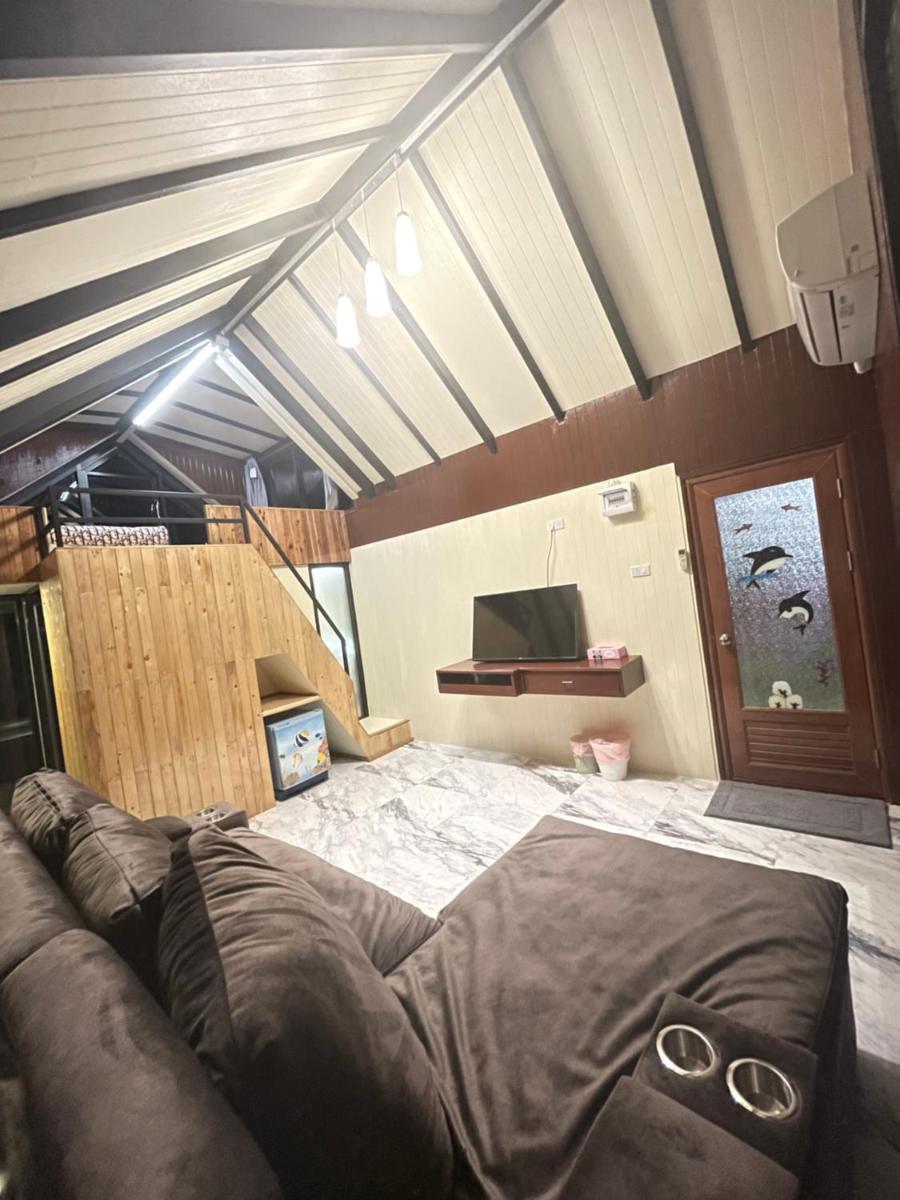 Noree Jacuzzi House - Housity