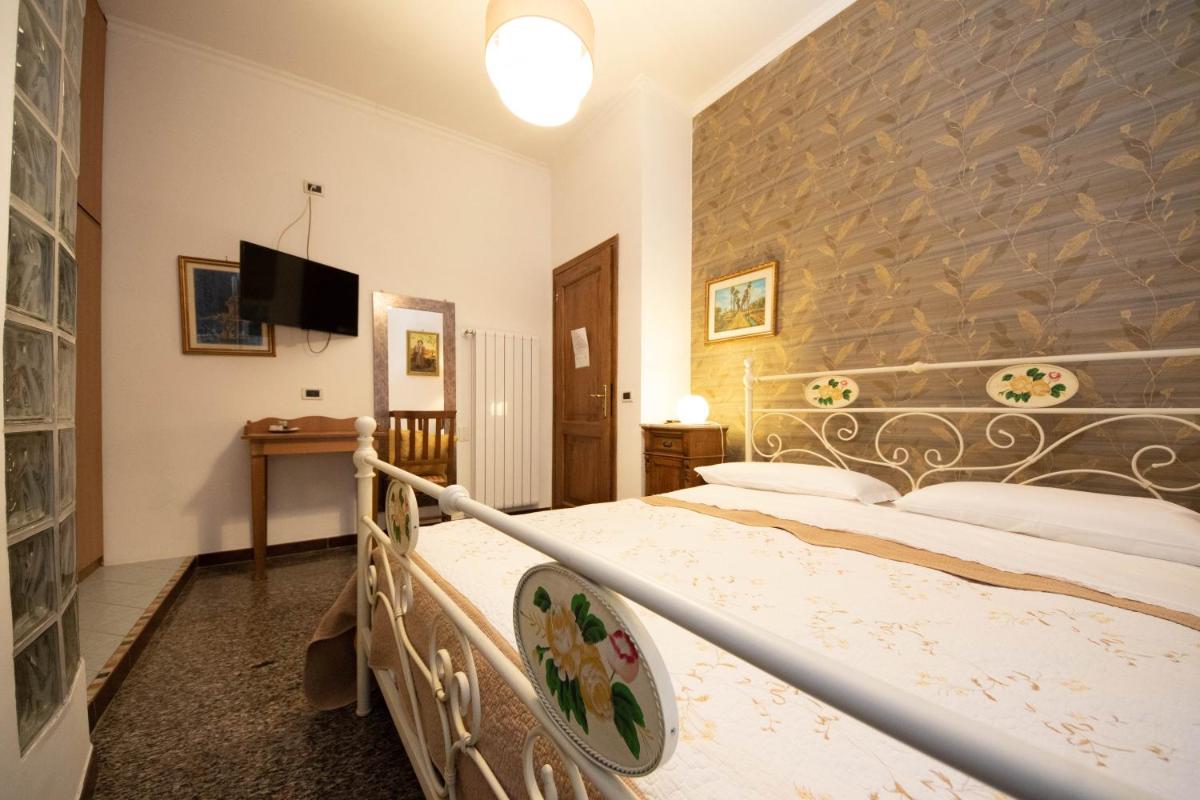 Next Stop 28 - Housity