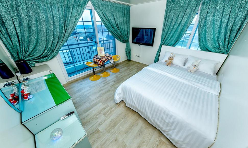 Jeju Sea Palace Pension - Housity