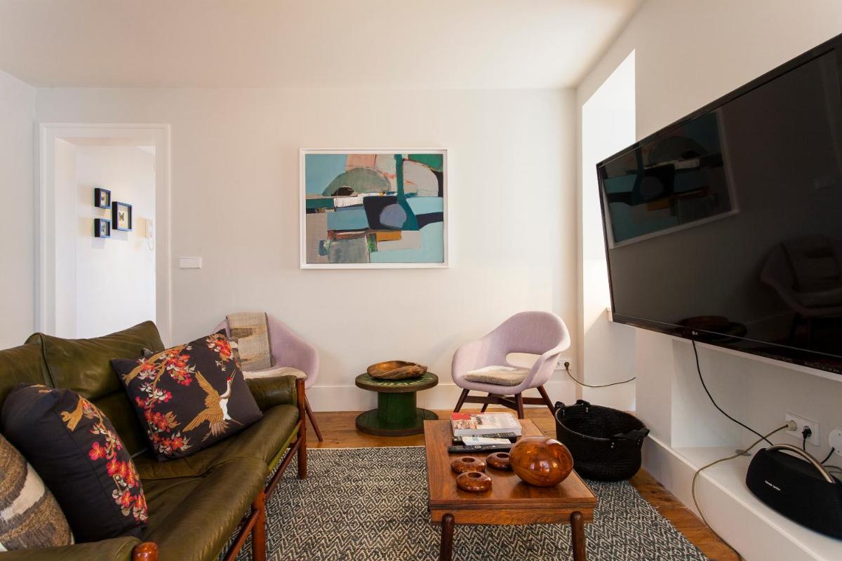 ALTIDO Stunning View 2BR Stylish Apartment with huge terrace by Elevador da Bica, in Santa Catarina - Housity