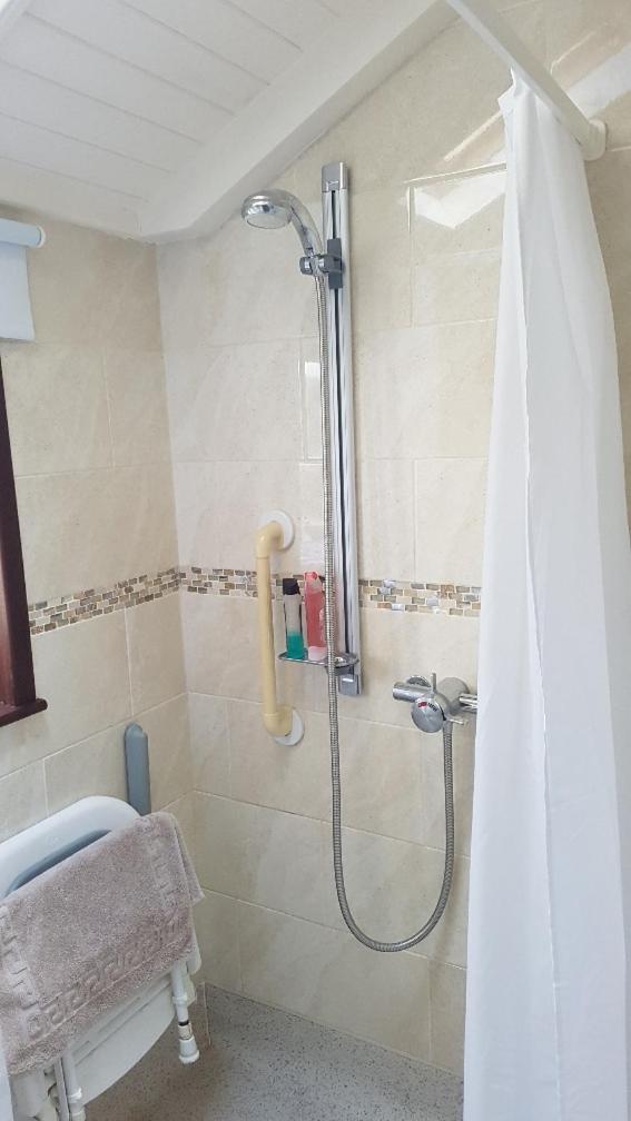 Ruby Cottage - Housity