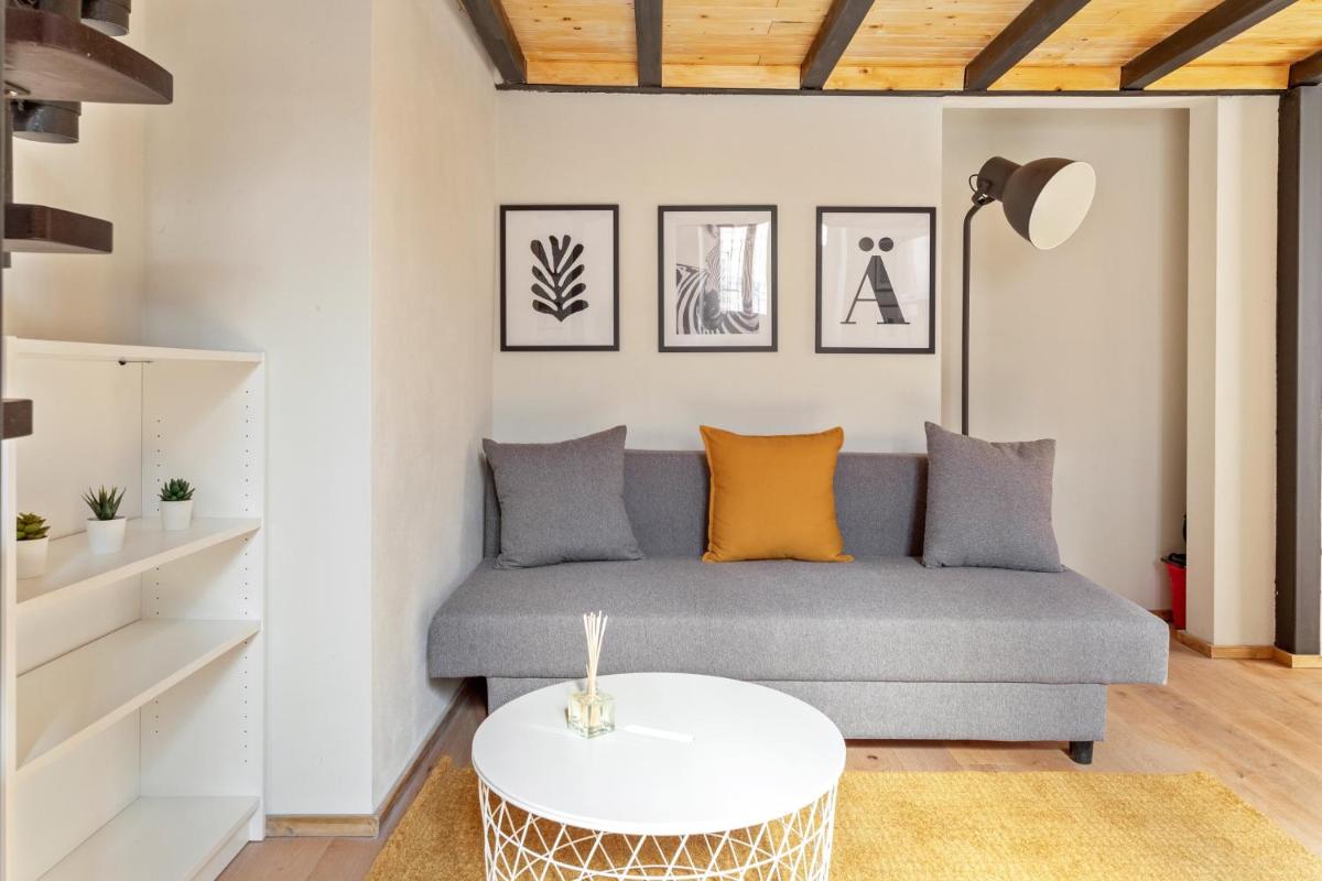 Porta Venezia Modern Loft - The Green Door - Housity